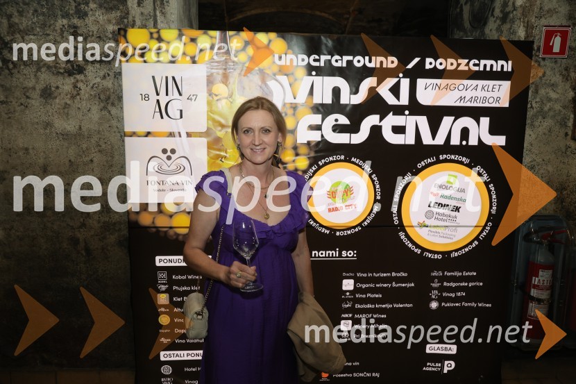 Prvi podzemni vinski festival v Vinagovi kleti