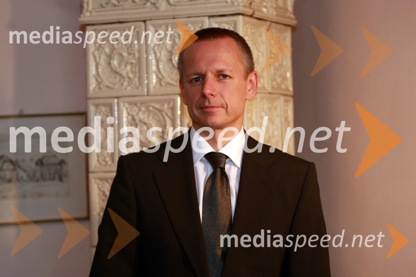 Andrej Kac, odvetnikAndrej Kac, odvetnik