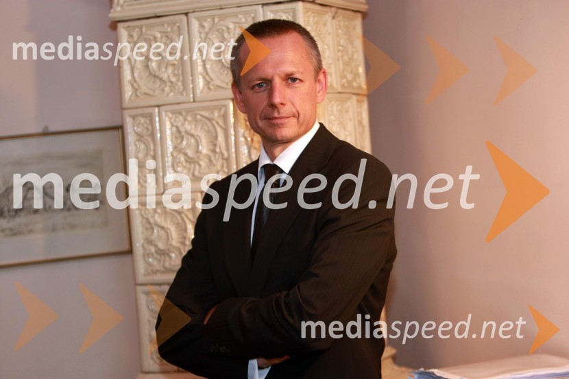 Andrej Kac, odvetnikAndrej Kac, odvetnik