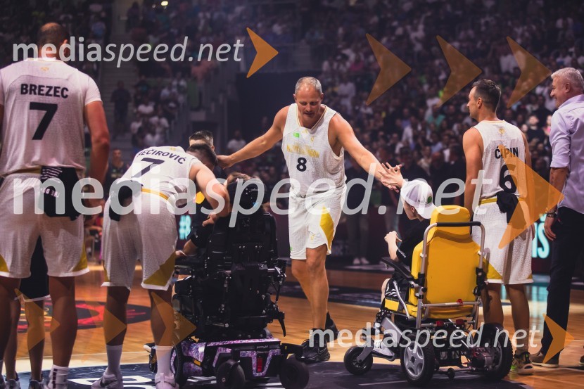  Radoslav Nesterović, Raša, nekdanji košarkarPoslovilna tekma Gorana Dragića v Stožicah