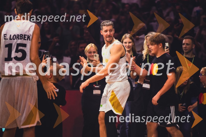  Goran Dragić, košarkarPoslovilna tekma Gorana Dragića v Stožicah