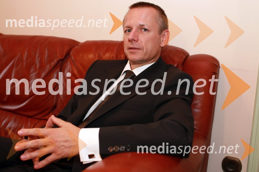 Andrej Kac, odvetnikAndrej Kac, odvetnik