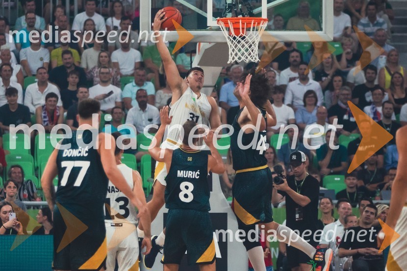  Luka  Dončić, košarkar;  Edo Murić, košarkar;  Vlatko Čančar, košarkar;  Robin Lopez, košarkarPoslovilna tekma Gorana Dragića v Stožicah