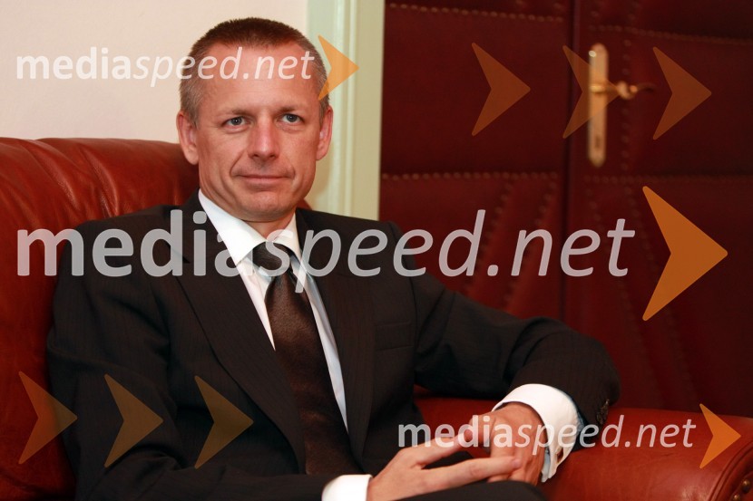 Andrej Kac, odvetnikAndrej Kac, odvetnik