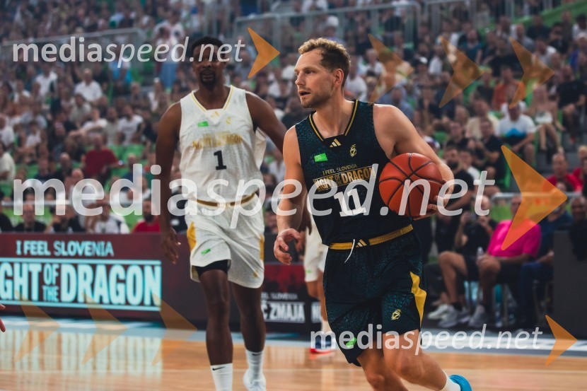  Chris Bosh, košarkar;  Jaka Blažič, košarkarPoslovilna tekma Gorana Dragića v Stožicah