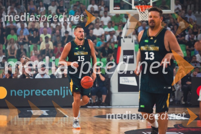  Nikola Jokić, košarkar;  Miha zupan, nekdanji košarkarPoslovilna tekma Gorana Dragića v Stožicah