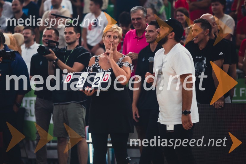  Mojca Dragić;  ... Poslovilna tekma Gorana Dragića v Stožicah