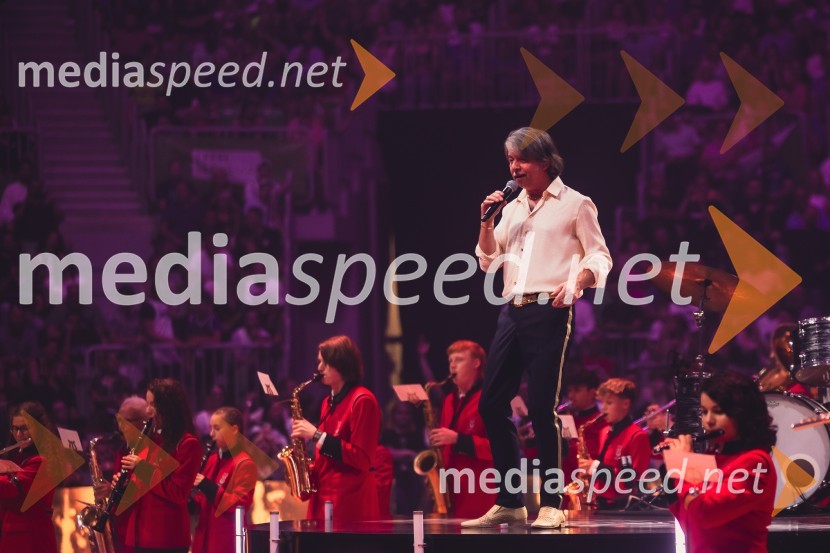  Robert Pešut - Magnifico, glasbenikPoslovilna tekma Gorana Dragića v Stožicah