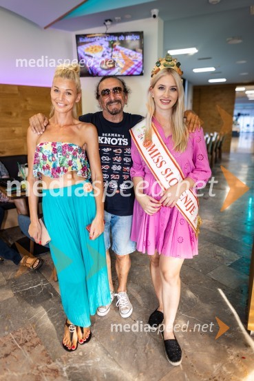  Jelka Verk, organizatorka, podjetnica, lastnica licence Miss Slovenije;  ... ;  Alida Tomanič, Miss Slovenije 2023Terme Lendava zmagala na tekmovanju Bogračfest 2024