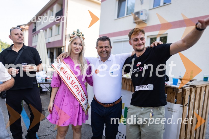  Alida Tomanič, Miss Slovenije 2023;  Janez Magyar, župan, Občina Lendava;  ... Terme Lendava zmagala na tekmovanju Bogračfest 2024