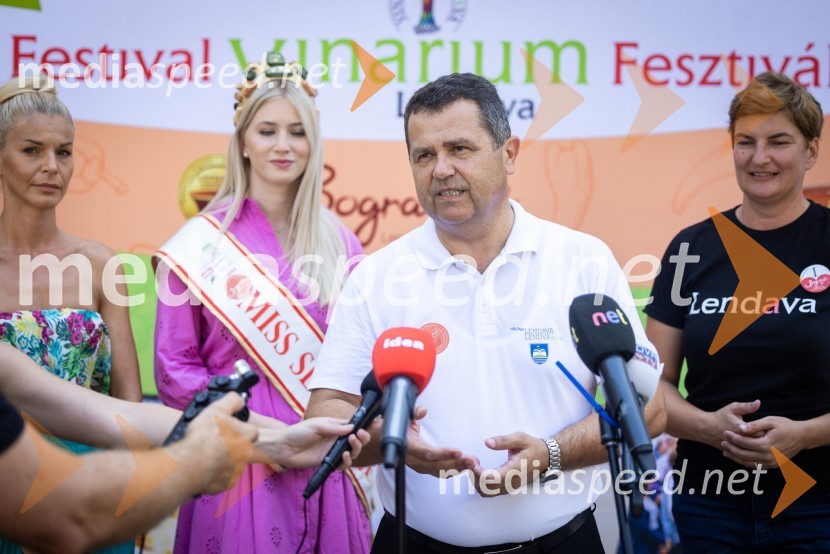  Jelka Verk, organizatorka, podjetnica, lastnica licence Miss Slovenije;  Alida Tomanič, Miss Slovenije 2023;  Janez Magyar, župan, Občina Lendava;  Martina  Bukovec, Zavod za turizem in razvoj LendavaTerme Lendava zmagala na tekmovanju Bogračfest 2024