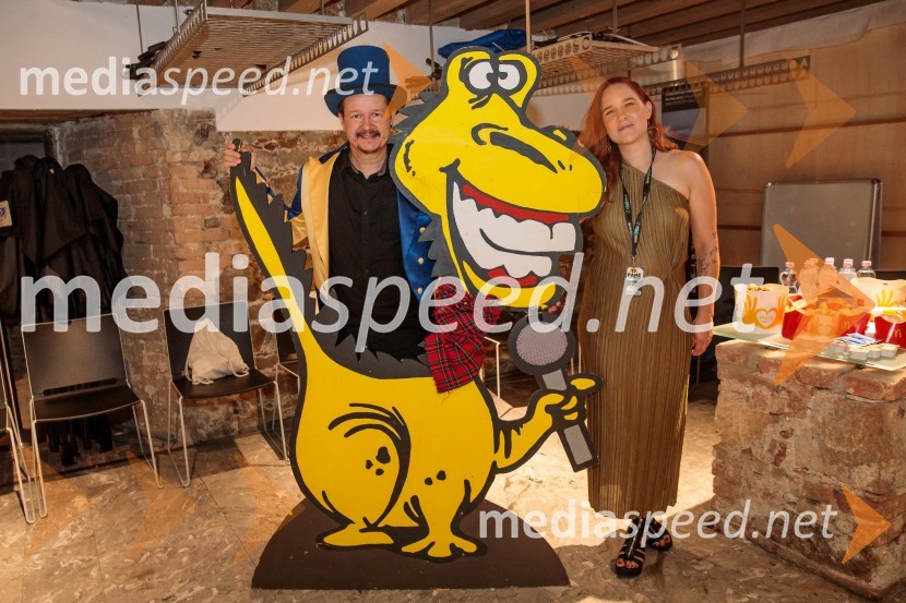  Andrej  Težak-Tešky, stand-up komik, manager, producent, tekač na dolge proge in dobrodelnež;  Maja Monrue, pisateljica in producentka17. Panč festival, zadnji dan