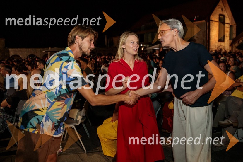  ... ;  Julija Patricija Novak;  Lucija  Ćirović, stand up komičarka17. Panč festival, zadnji dan