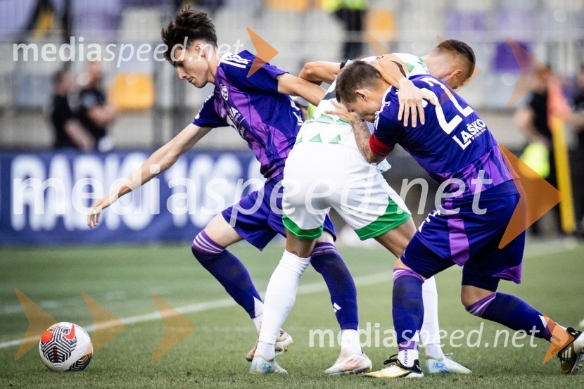 Niko Grlić, nogometaš, NK Maribor;  Martin Milec, nogometaš, NK MariborNogometna tekma NK Maribor : NK Olimpija