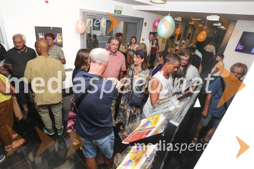 Premiera muzikala Naša familija v Gledališču Koper