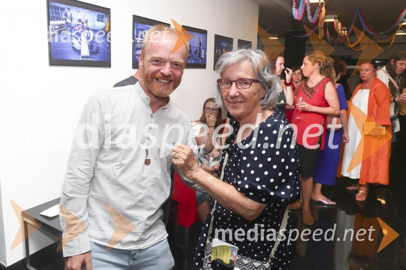  Rok  Matek, igralec;  ... Premiera muzikala Naša familija v Gledališču Koper