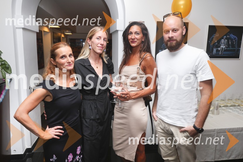 Premiera muzikala Naša familija v Gledališču Koper