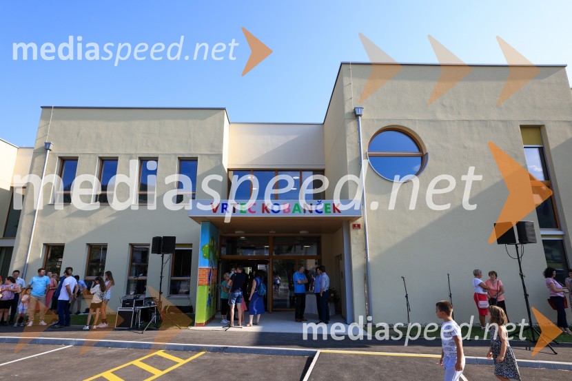 Kobanski vrtec – skoraj nič energijski leseni vrtec iz slovenskega lesa