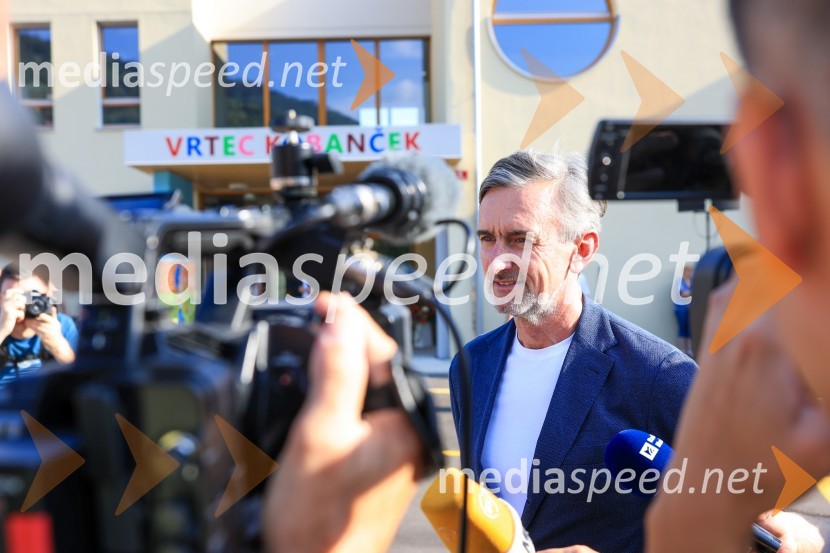  Marko Lukić, lastnik in direktor družbe Lumar IGKobanski vrtec – skoraj nič energijski leseni vrtec iz slovenskega lesa