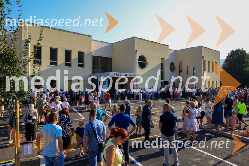 Kobanski vrtec – skoraj nič energijski leseni vrtec iz slovenskega lesa