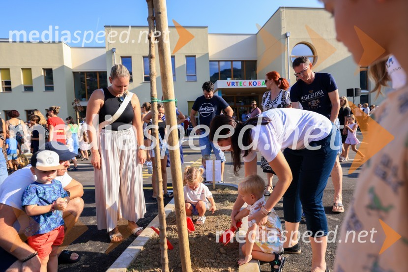 Kobanski vrtec – skoraj nič energijski leseni vrtec iz slovenskega lesa