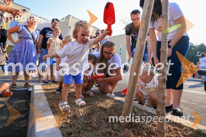 Kobanski vrtec – skoraj nič energijski leseni vrtec iz slovenskega lesa