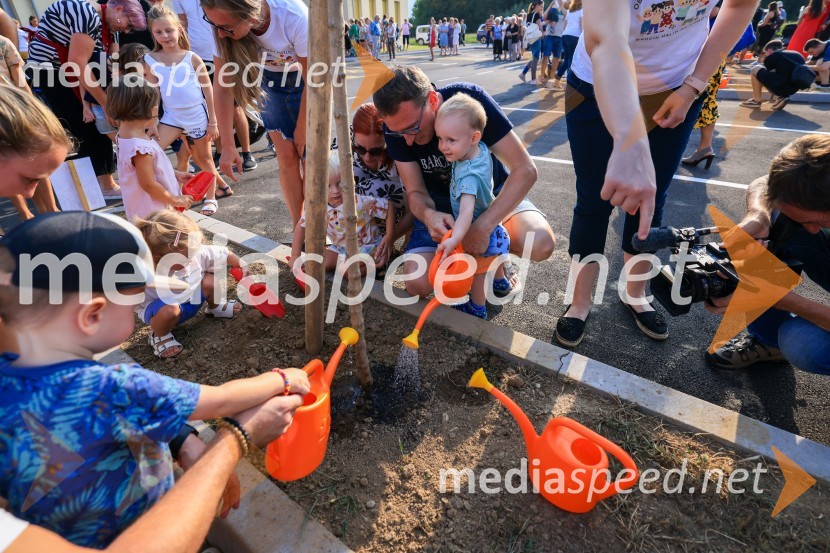 Kobanski vrtec – skoraj nič energijski leseni vrtec iz slovenskega lesa