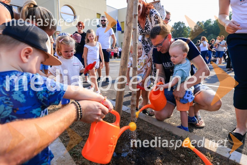 Kobanski vrtec – skoraj nič energijski leseni vrtec iz slovenskega lesa