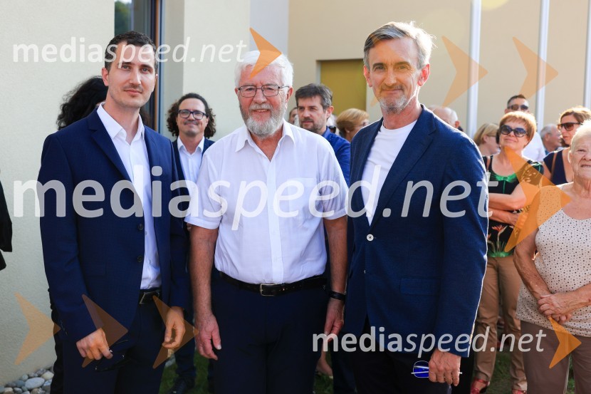  Rok Cajzek, direktor, GIC gradnje;  ... ;  Marko  Lukić, lastnik in direktor družbe Lumar IGKobanski vrtec – skoraj nič energijski leseni vrtec iz slovenskega lesa