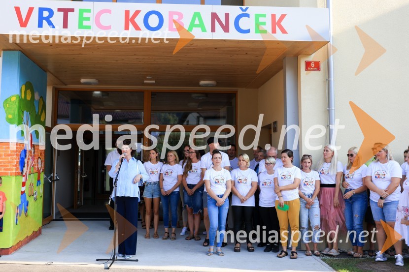  Vlasta Krmelj, županja, Občina Selnica ob DraviKobanski vrtec – skoraj nič energijski leseni vrtec iz slovenskega lesa