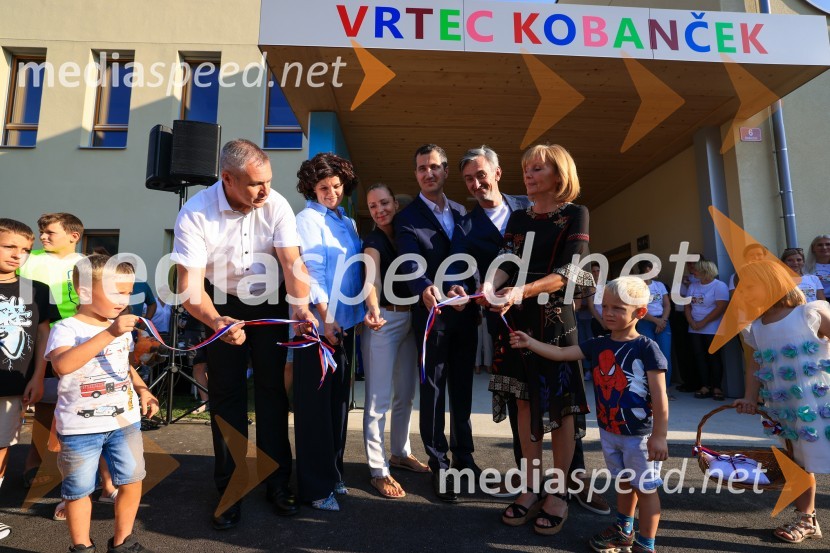 mag. Dejan  Židan, državni sekretar na Ministrstvu za gospodarstvo, turizem in šport;  Vlasta Krmelj, županja, Občina Selnica ob Dravi;  Eva Knez, državna sekretarka, Ministrstvo za kmetijstvo, gozdarstvo in prehrano;  Rok Cajzek, direktor, GIC gradnje;  Marko Lukić, lastnik in direktor družbe Lumar IG;  Manja Kokalj, ravnateljica, Osnovna šola Selnica ob DraviKobanski vrtec – skoraj nič energijski leseni vrtec iz slovenskega lesa