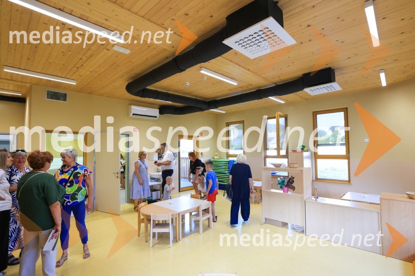 Kobanski vrtec – skoraj nič energijski leseni vrtec iz slovenskega lesa