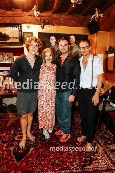  Luka Grbić, igralec;  Alma Prica, igralka;  Rok Juričić, igralec;  Marko  Mandić, igralecPremiera predstave Dolgega dneva potovanje v noč