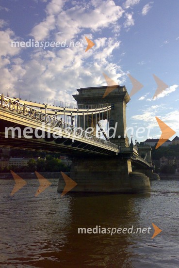 Széchenyjev verižni most (Szécheny lánchíd)Budimpešta - Budapest, Madžarska