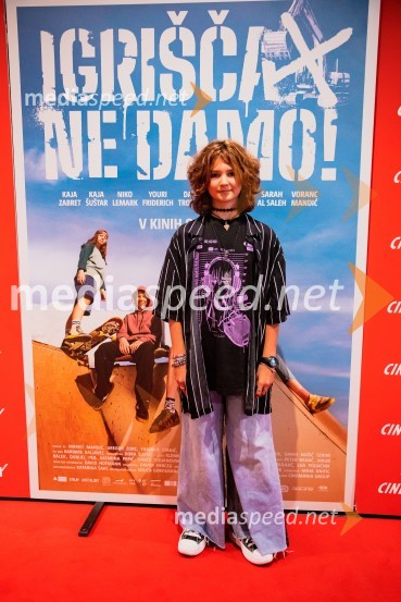  Kaja Zabret, igralkaPremiera slovenskega filma Igrišča ne damo, Cineplexx Ljubljana