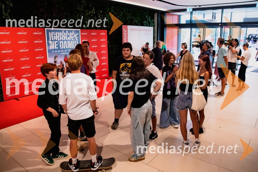 Premiera slovenskega filma Igrišča ne damo, Cineplexx Ljubljana