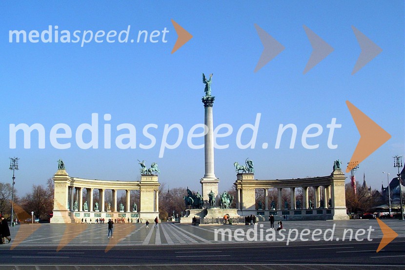 Trg junakov (Hősök tere)Budimpešta - Budapest, Madžarska
