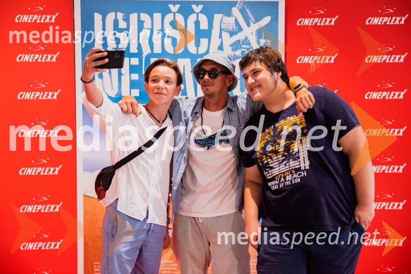  ... ;  Boštjan  Nipič - Nipke, raper;  ... Premiera slovenskega filma Igrišča ne damo, Cineplexx Ljubljana