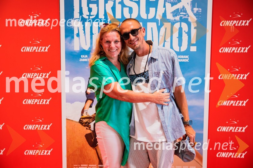  Anja Vogrič, Zveza prijateljev mladine Slovenija;  Boštjan  Nipič - Nipke, raperPremiera slovenskega filma Igrišča ne damo, Cineplexx Ljubljana