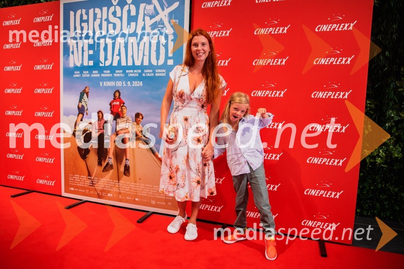  Tina Potočnik Vrhovnik, igralka;  ... Premiera slovenskega filma Igrišča ne damo, Cineplexx Ljubljana