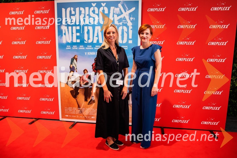  Viktorija Martinović, Cineplexx; dr. Asta Vrečko, ministrica za kulturoPremiera slovenskega filma Igrišča ne damo, Cineplexx Ljubljana