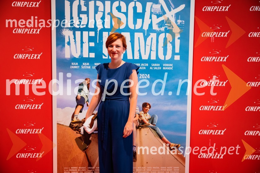 dr. Asta Vrečko, ministrica za kulturoPremiera slovenskega filma Igrišča ne damo, Cineplexx Ljubljana