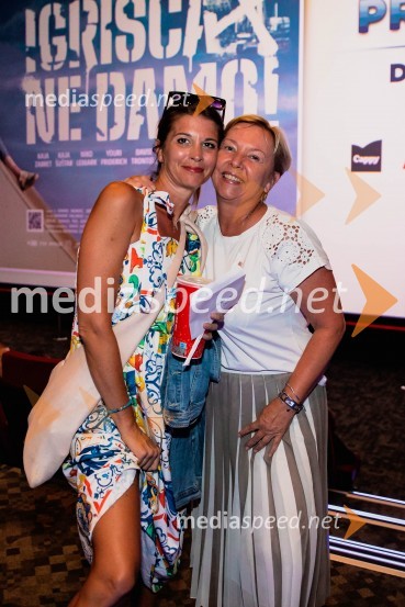  ... ;   Darja  Groznik, odgovorna urednica 1. programa Radia Slovenija, predsednica ZPMSPremiera slovenskega filma Igrišča ne damo, Cineplexx Ljubljana