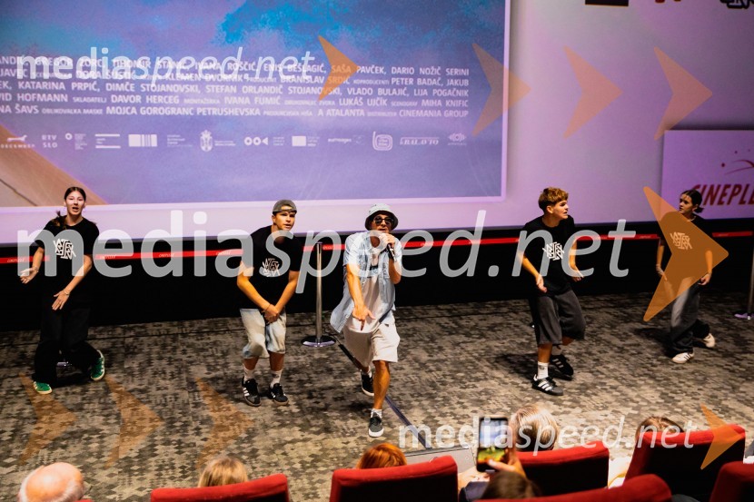  Boštjan  Nipič - Nipke, raperPremiera slovenskega filma Igrišča ne damo, Cineplexx Ljubljana