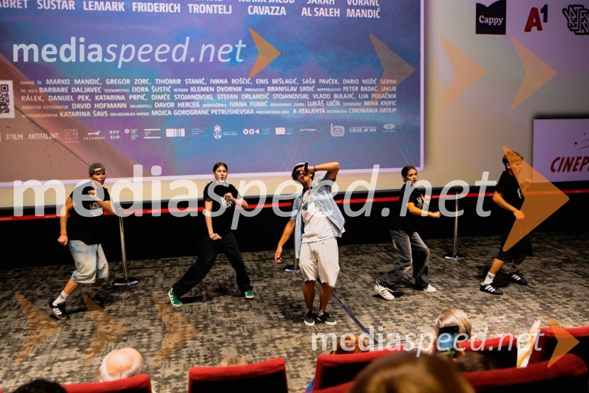  Boštjan  Nipič - Nipke, raperPremiera slovenskega filma Igrišča ne damo, Cineplexx Ljubljana