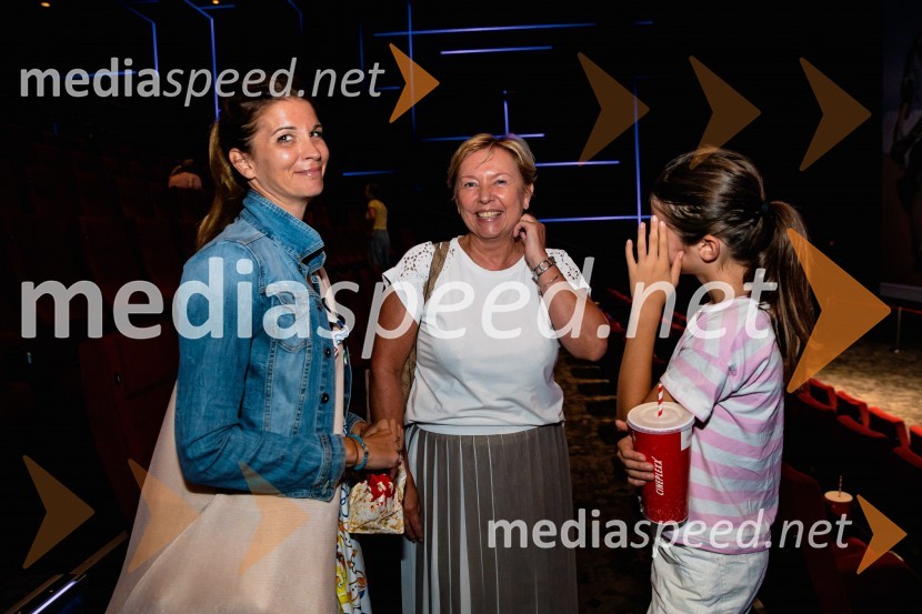  ... ;   Darja  Groznik, odgovorna urednica 1. programa Radia Slovenija, predsednica ZPMSPremiera slovenskega filma Igrišča ne damo, Cineplexx Ljubljana