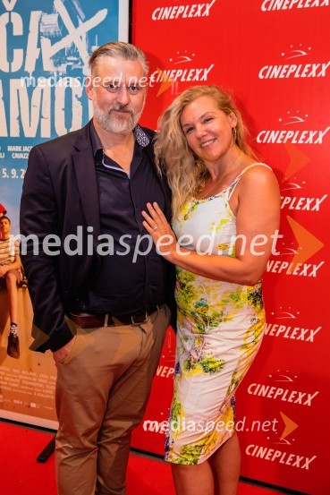  Klemen Dvornik, filmski in televizijski režiser ter predsednik NS DSR;  ... Premiera slovenskega filma Igrišča ne damo, Cineplexx Ljubljana