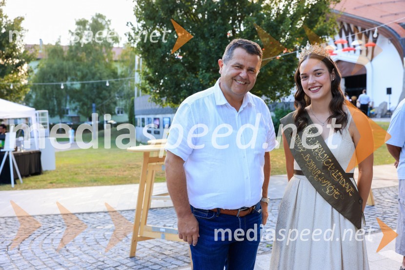  Janez Magyar, župan, Občina Lendava;  Lucija Šetar, Vinska kraljica LendaveVečer lendavskih vin in koncert Maje Keuc