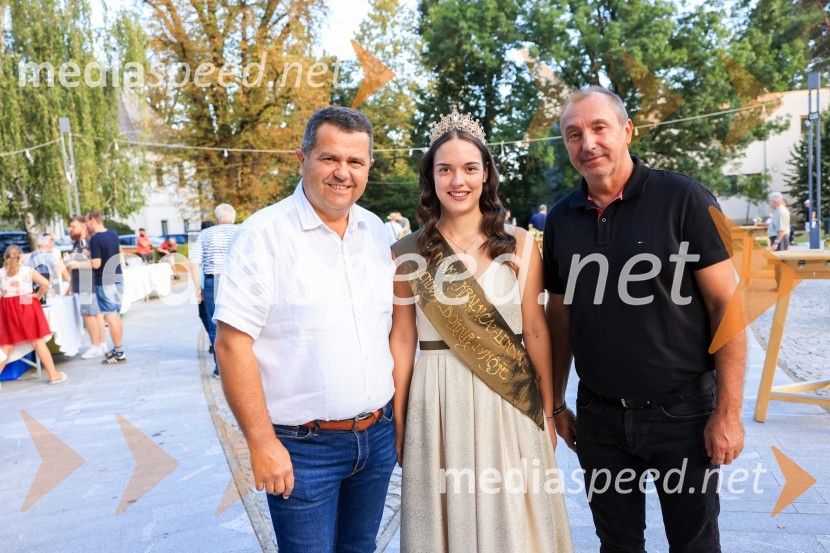  Janez Magyar, župan, Občina Lendava;  Lucija Šetar, Vinska kraljica Lendave;  ... Večer lendavskih vin in koncert Maje Keuc