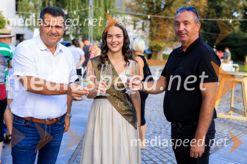  Janez Magyar, župan, Občina Lendava;  Lucija Šetar, Vinska kraljica Lendave;  ... Večer lendavskih vin in koncert Maje Keuc